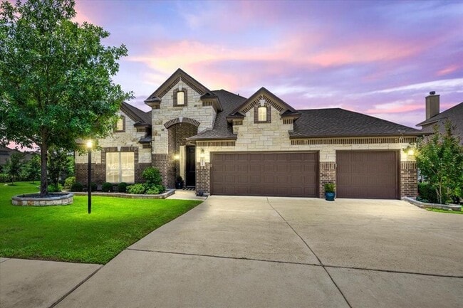 Primary Photo - 201 Lombardia Dr