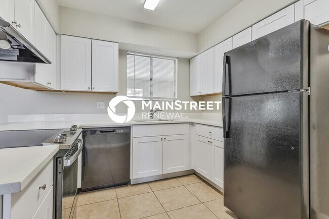 Building Photo - 4 Bedroom Pet-Friendly Home in Mesa, AZ wi...