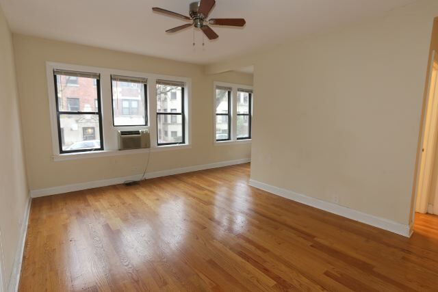 Building Photo - 3812 N Pine Grove Ave