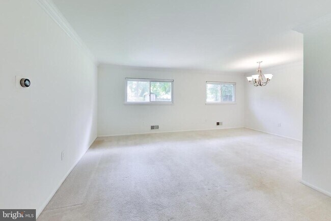 Building Photo - 11907 Hunters Ln