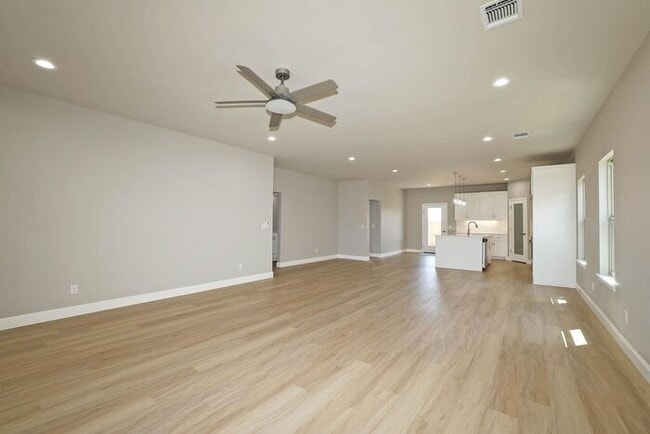 Building Photo - 4705 Scotty Dr