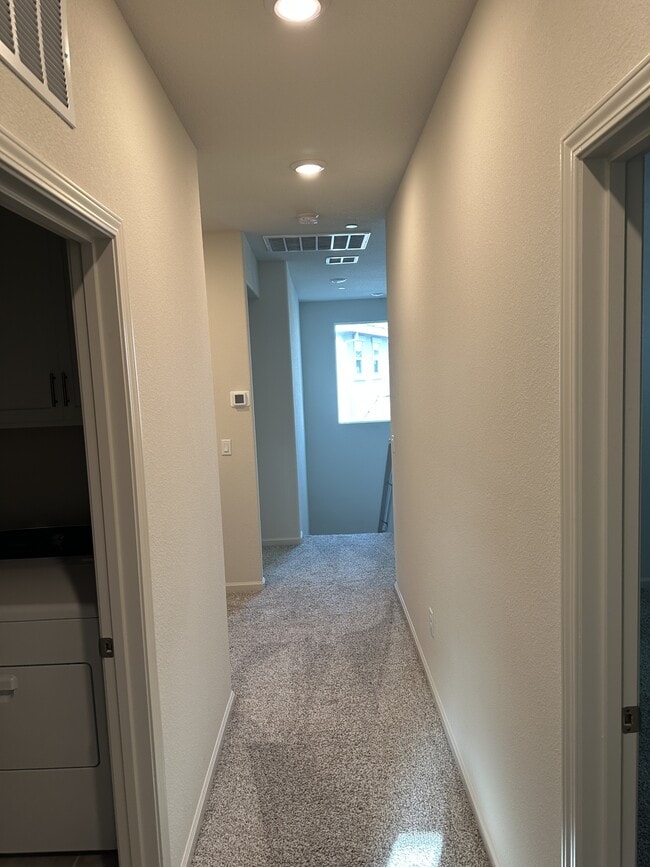 Building Photo - 7042 Mauna Loa Wy
