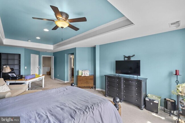 Building Photo - 43682 Chicacoon Creek Square