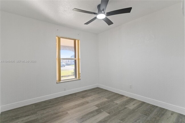 Building Photo - 3521 NW 18th Pl