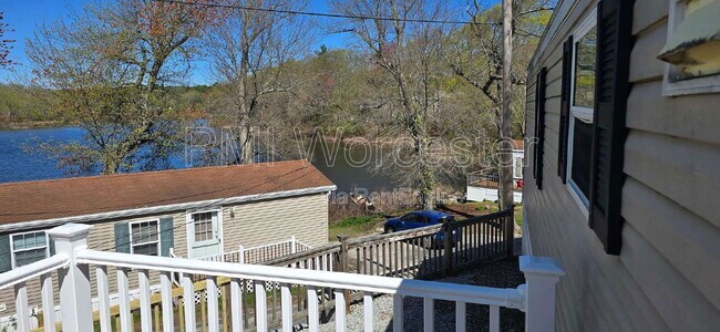 Building Photo - 151 Hartford Tpke