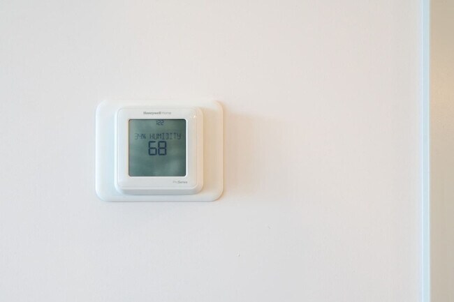 Building Photo - 5821 Elevated Way