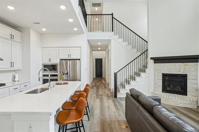Building Photo - 422 Firecrest Ln