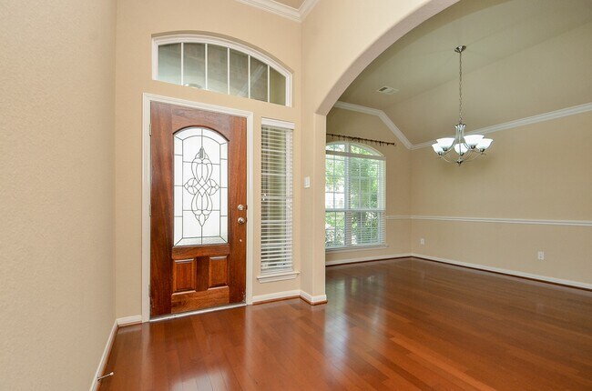 Building Photo - 6022 Preserve Ln