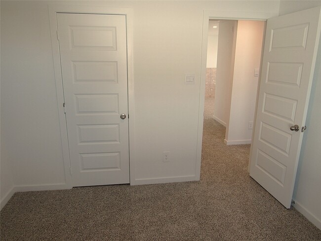 Building Photo - 2807 Glengary River Wy