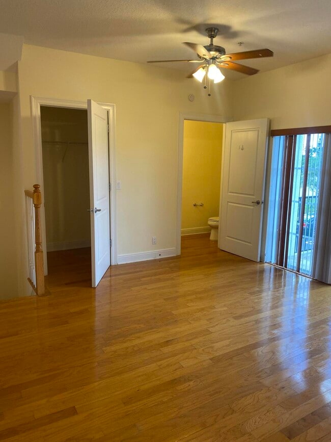 Building Photo - 1950 Presidential Way