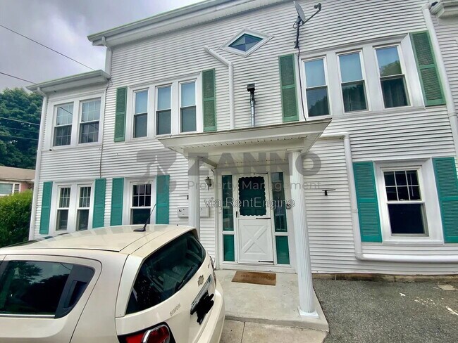 Building Photo - 75 Oregon Ave