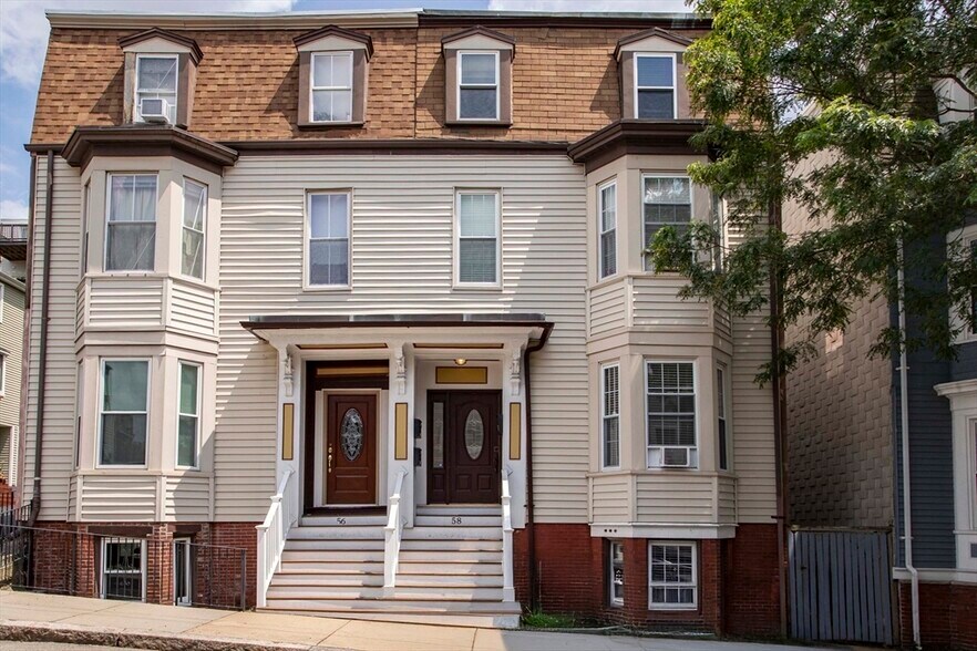 Building Photo - 58 Gates St