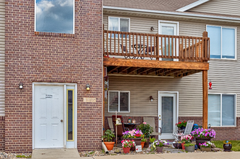 Building Photo - 1435 Prairie Dr