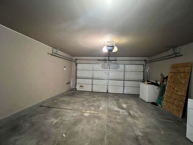 Building Photo - 6577 E Escatawpa Bay Ct