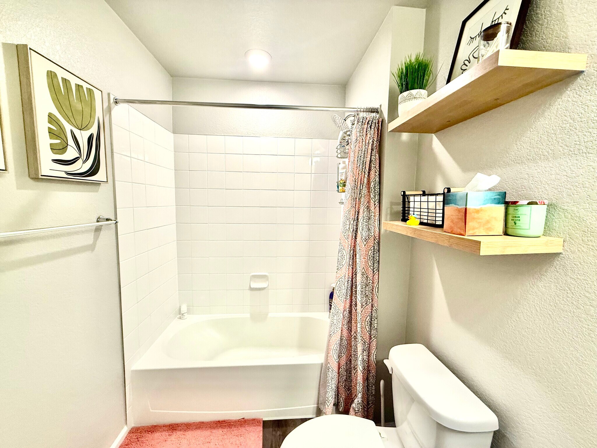 Building Photo - 12248 Dairy St