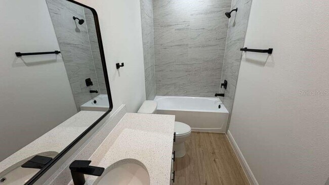 Building Photo - 2380 W Gardenia Dr