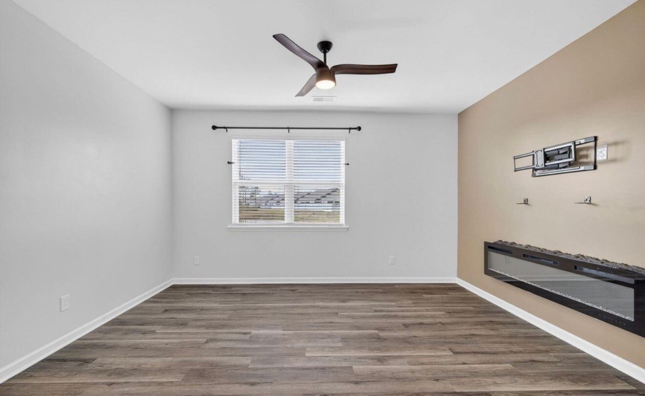 Building Photo - 2039 Willowleaf Dr