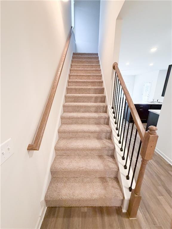 Building Photo - 145 Oak St