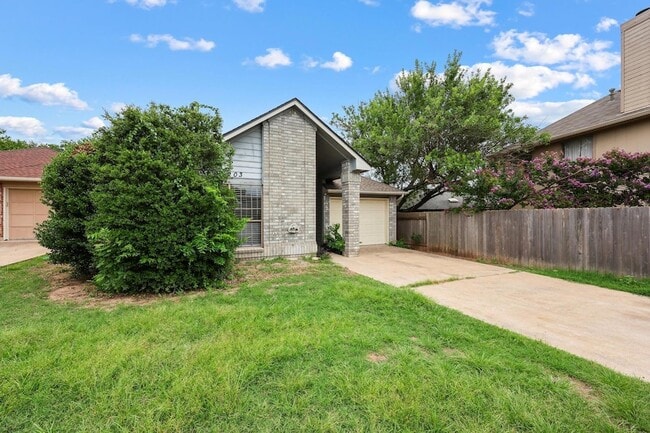 Building Photo - 14203 Anita Marie Ln