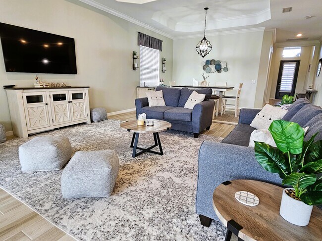 Building Photo - 5981 Berwick Ln