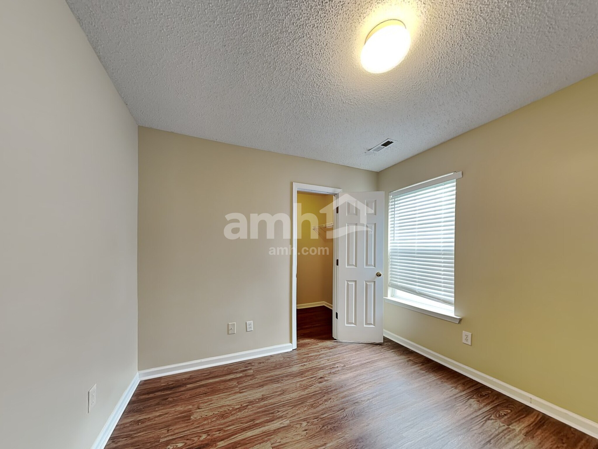 Building Photo - 213 Brenley Ln