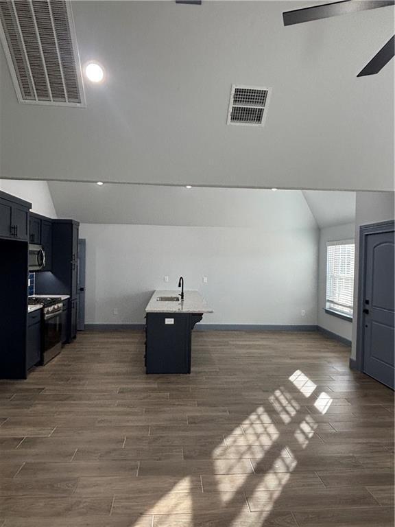 Building Photo - 3200 SW Lovely Ln