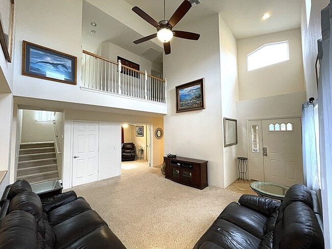 Building Photo - Maui Lani - Furnished 4-bedroom, 3-bathroom home with a 2 car garage