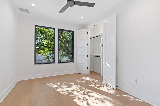 Building Photo - 2109 Wordsworth Dr