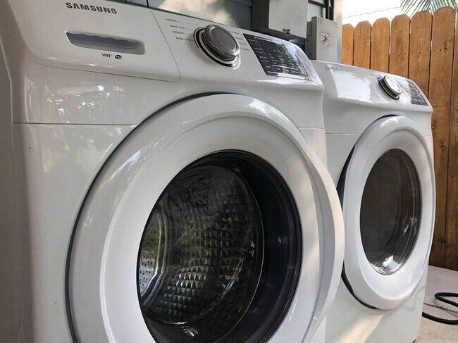 Building Photo - 12429 Wagner St