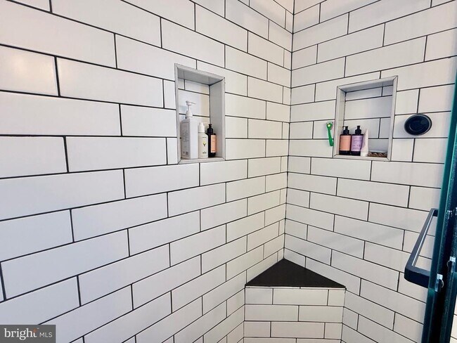 Building Photo - 4628 36th St S