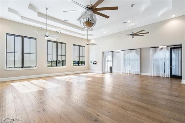 Building Photo - 5097 Panella Ave