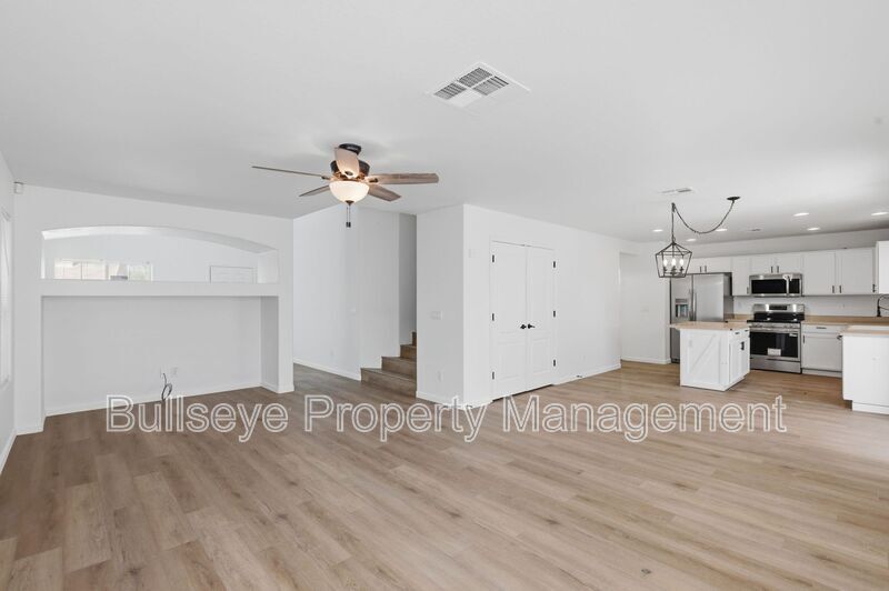 Building Photo - 27513 N 63rd Dr
