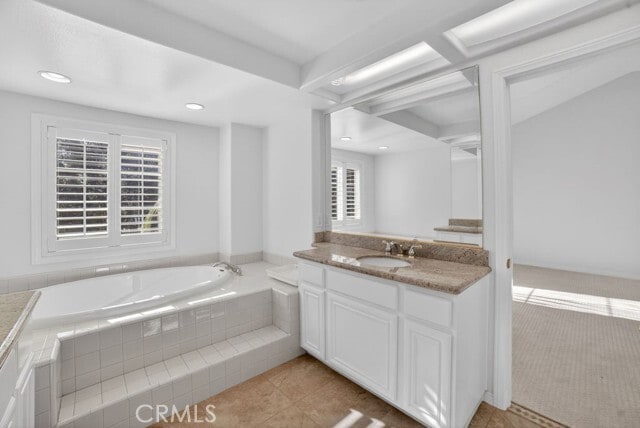 Building Photo - 3 Chandon