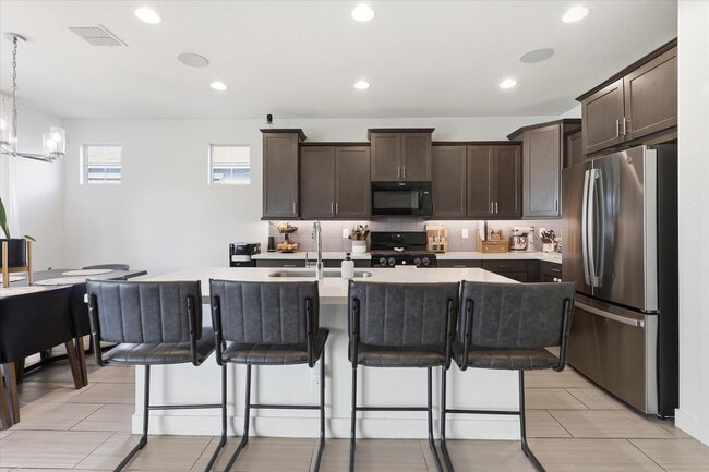 Building Photo - 23022 E Estrella Rd