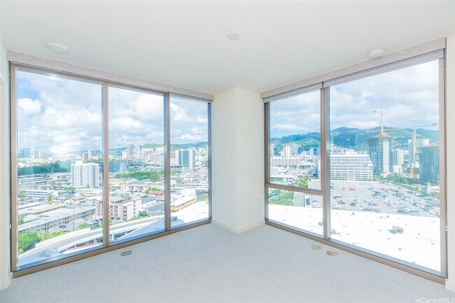 Building Photo - 1388 Kapiolani Blvd