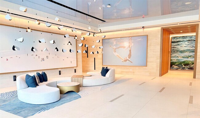 Building Photo - 151 N Seabreeze Blvd