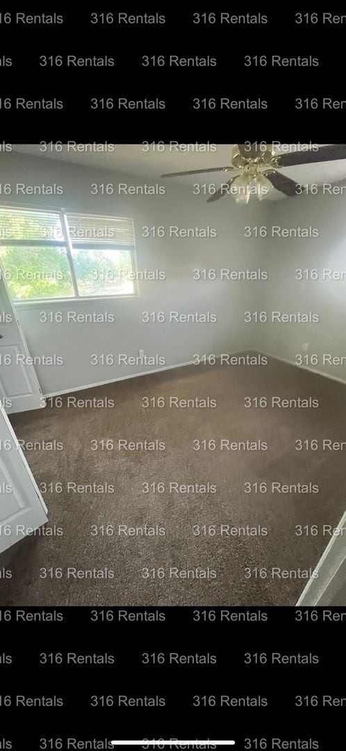 Building Photo - $850- 2 bed 1 bath - Townhomes