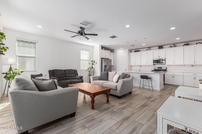 Building Photo - 3347 S 156th Ave