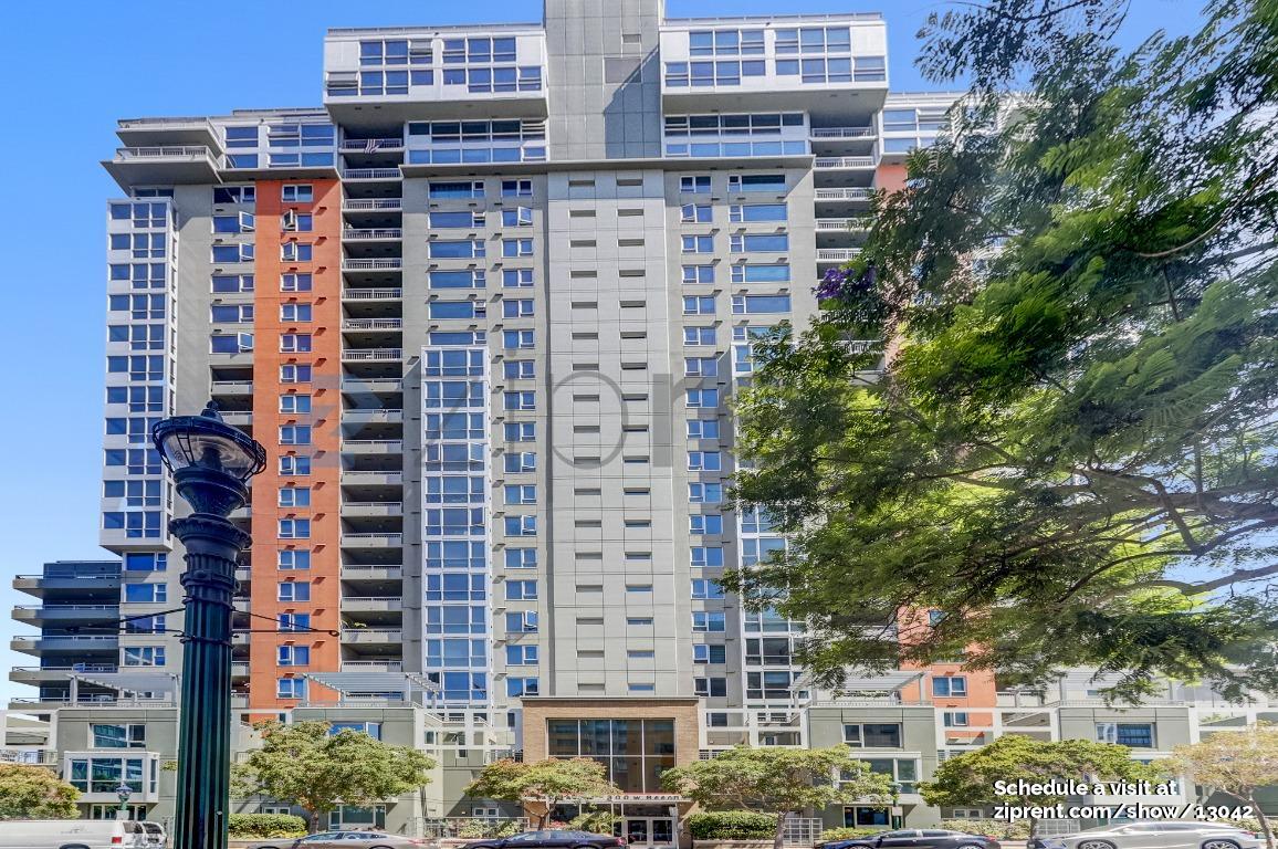 Building Photo - 300 W Beech St