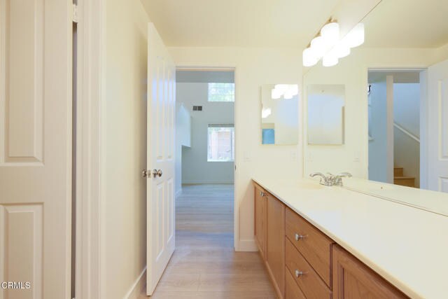 Building Photo - 805 Moby Dick Ln