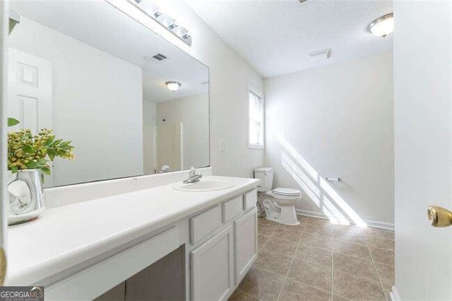 Building Photo - 7065 Mahonia Pl