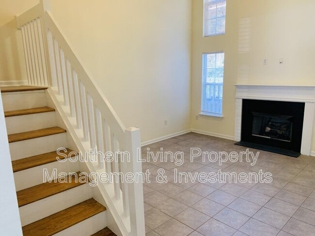 Building Photo - 9436 Elizabeth Townes Ln