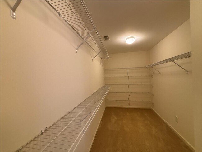 Building Photo - 230 Collins View Ct