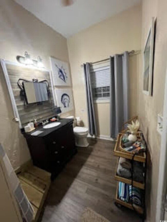 Building Photo - 5588 Daybreak Rd