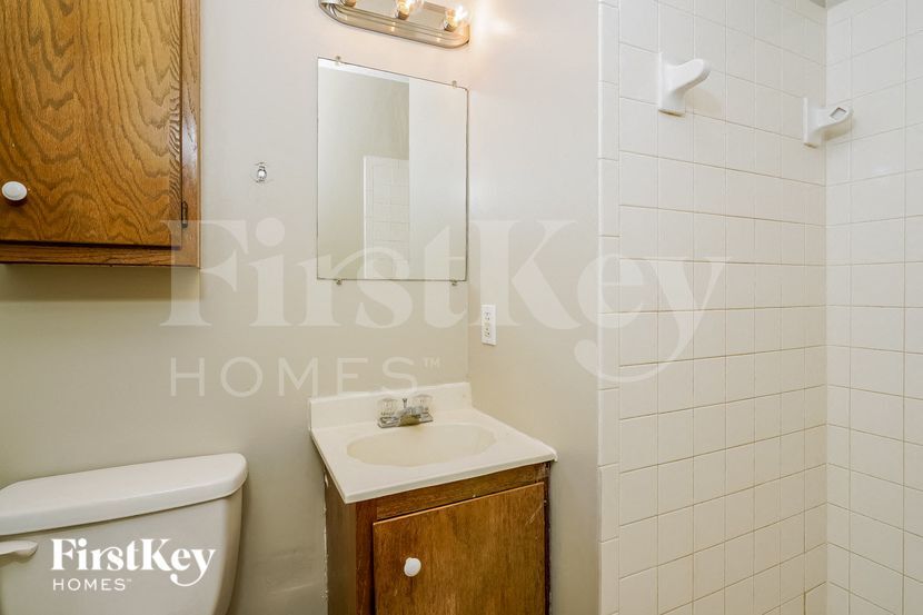 Building Photo - 2804 Grassy Creek Dr