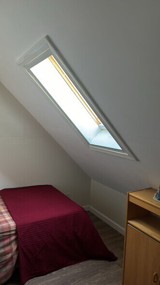 Building Photo - 89 Linden Ave