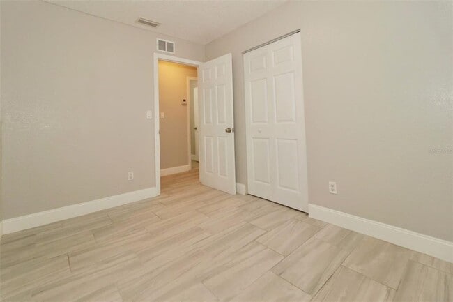 Building Photo - 611 Durango Way