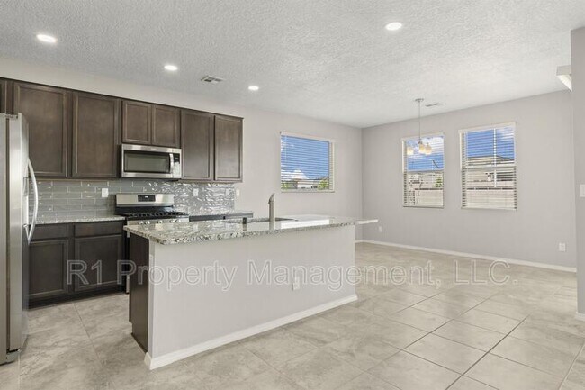 Building Photo - 5643 Linq Place Northeast