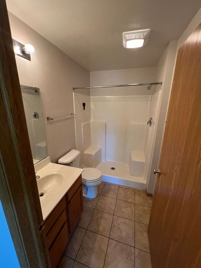 Building Photo - North Pointe Condo