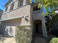 Building Photo - Great Townhome in Henderson Gated Community